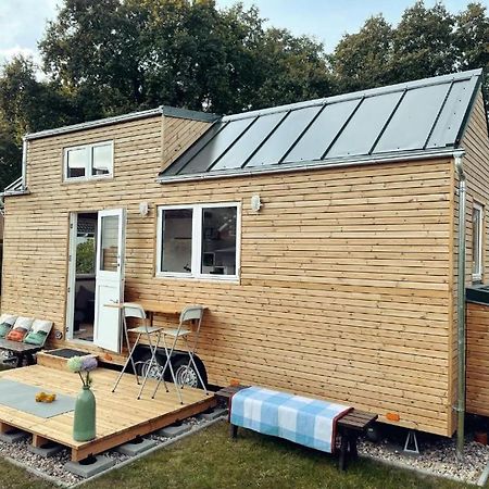 Tiny House Fleesensee Mit Eigenem Garten Und Nur Wenige Meter Vom Seeufer Göhren-Lebbin Екстериор снимка