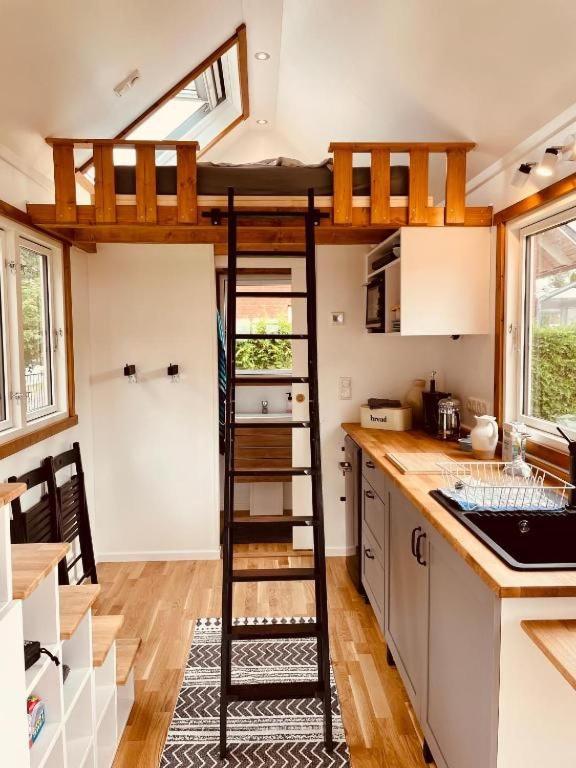 Tiny House Fleesensee Mit Eigenem Garten Und Nur Wenige Meter Vom Seeufer Göhren-Lebbin Екстериор снимка